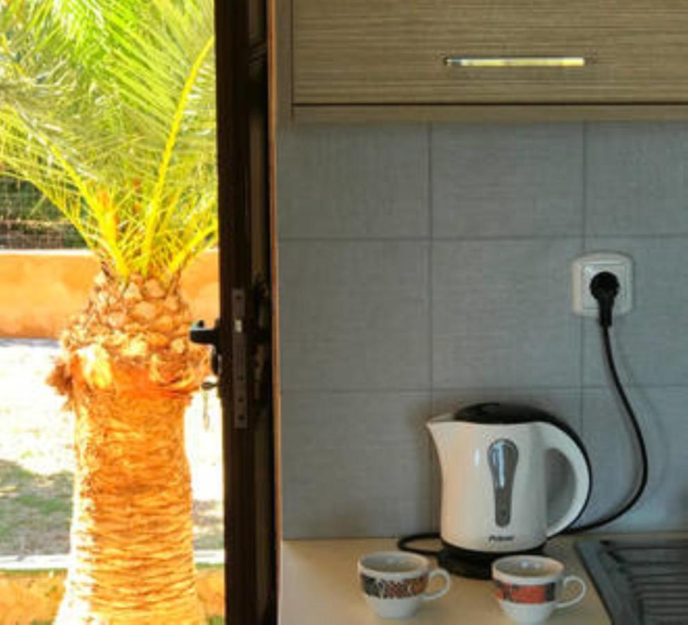 Makis Apartments Сития Экстерьер фото