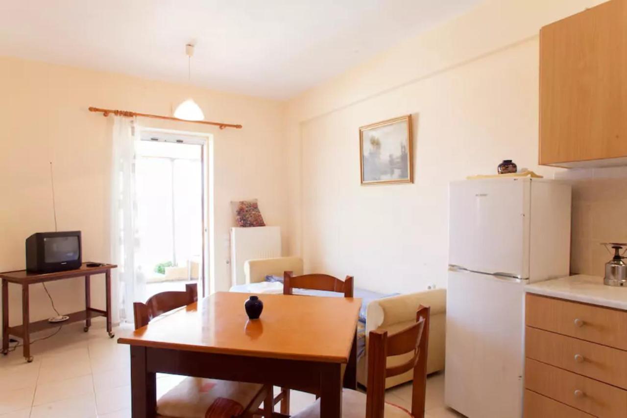 Makis Apartments Сития Экстерьер фото
